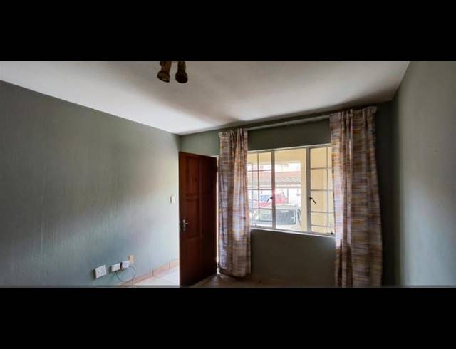 3 BEDROOM APARTMENT FOR SALE IN KLIPPOORTJE